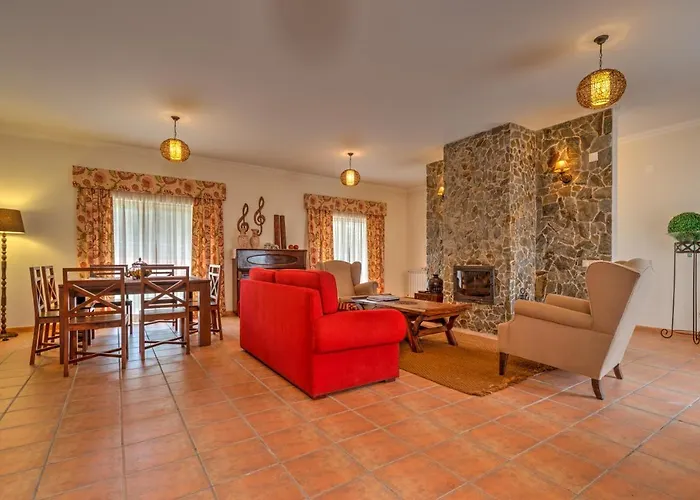 A Casa Minhas Netas * Caldas Da Rainha